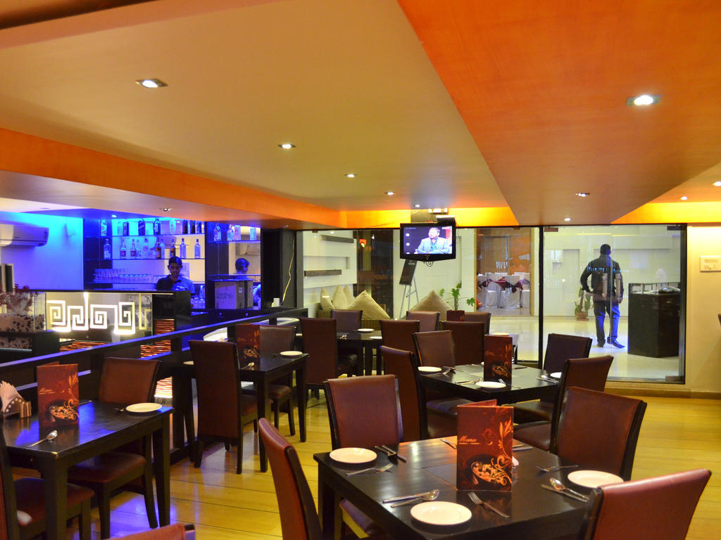 Hotel The Elite Suites Pune Eksteriør bilde
